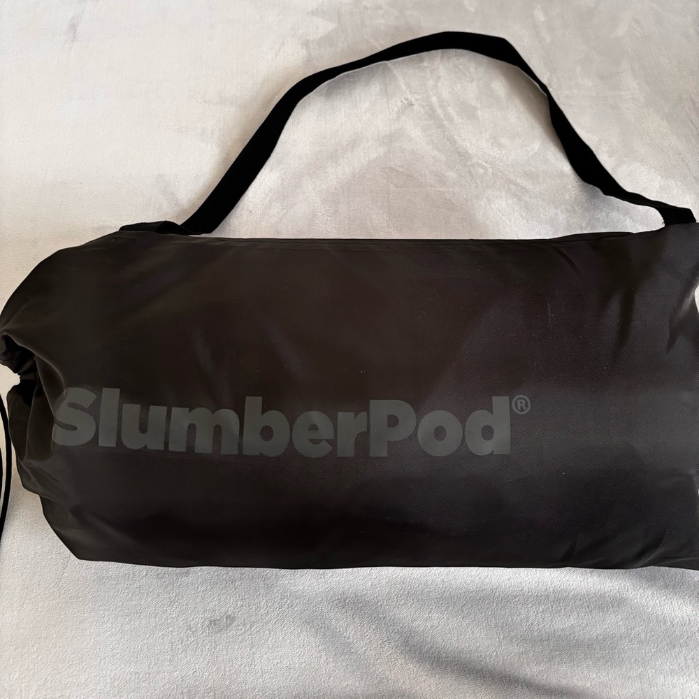 SlumberPod Blackout Tent - Picture 10 of 16